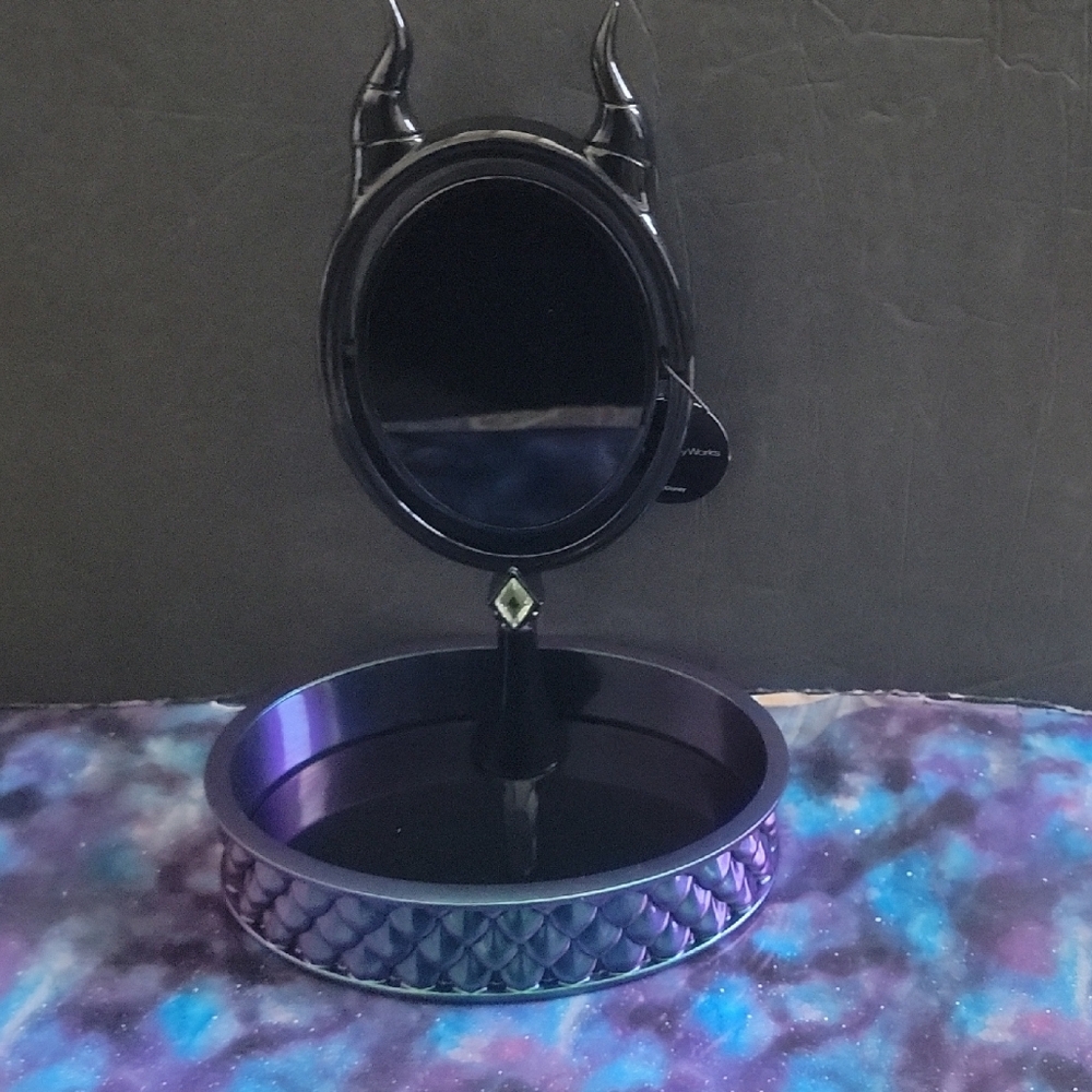 Bath & Body Works Black and Purple Jewelry Holder with Mirror